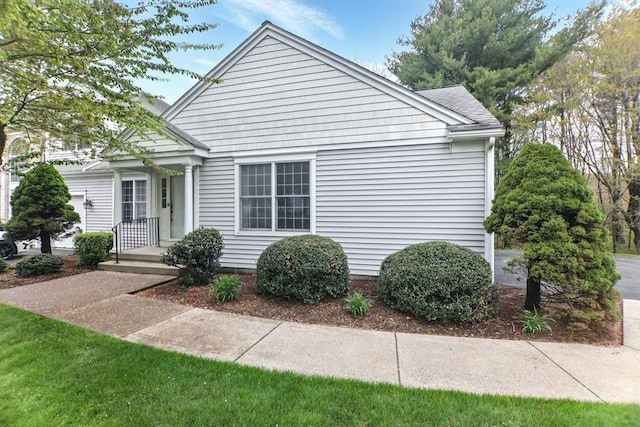 102 Pinehurst Dr Unit 102, East Longmeadow, MA 01028 - view of bungalow-style home