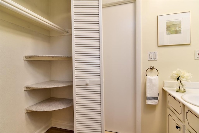 915 Edgell Rd Unit 85, Framingham, MA 01701 - view of closet