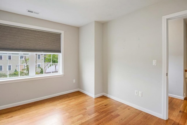 11 Bigelow Dr Unit 11, Berlin, MA 01503 - unfurnished room featuring light wood-style flooring and baseboards