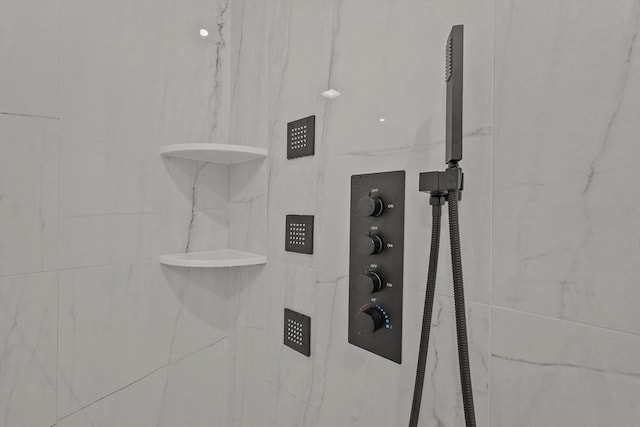 room details with walk in shower