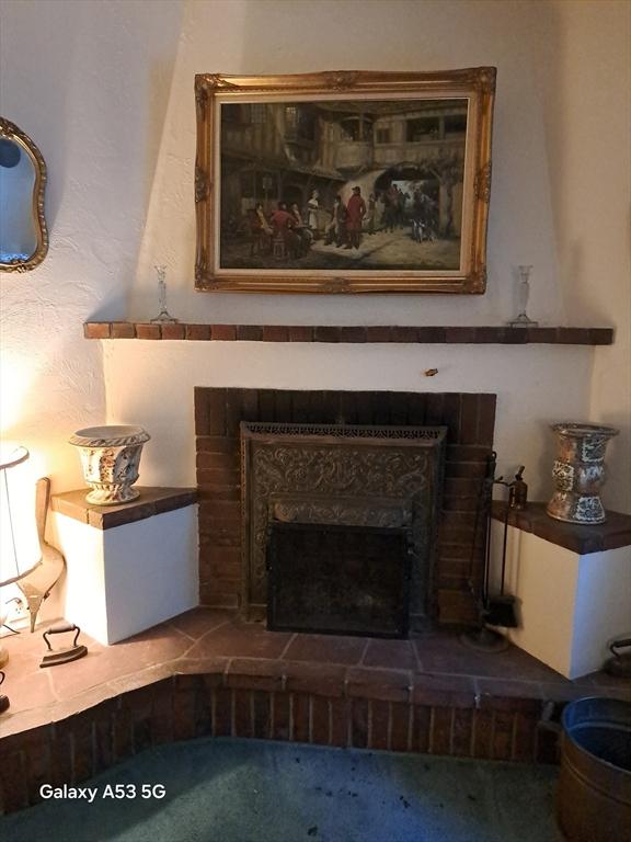 217 Grove St, Paxton, MA 01612 - detailed view of a fireplace