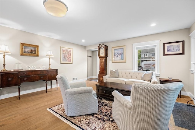 26 Downing Rd, Lexington, MA 02421 - living area featuring light wood finished floors, baseboards, and recessed lighting