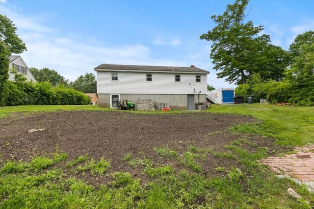 30 Shawnee, Pepperell, MA 01463 - rear view of house