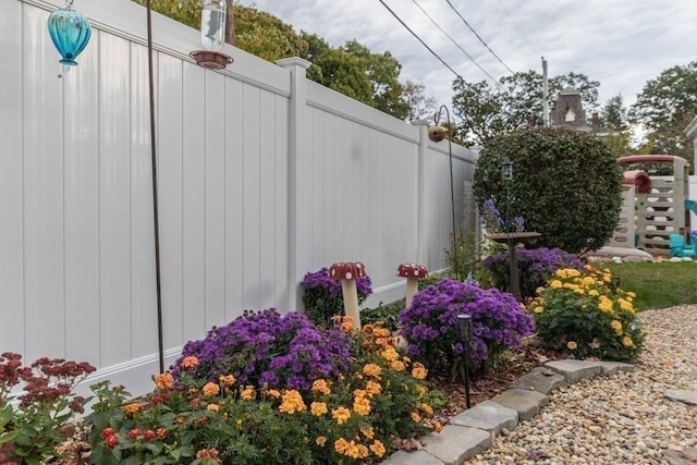 44 Fairview St, Fitchburg, MA 01420 - view of yard featuring fence