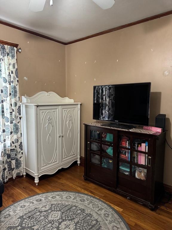 194 Fells Ave, Medford, MA 02155 - interior space featuring wood finished floors, ornamental molding, and baseboards