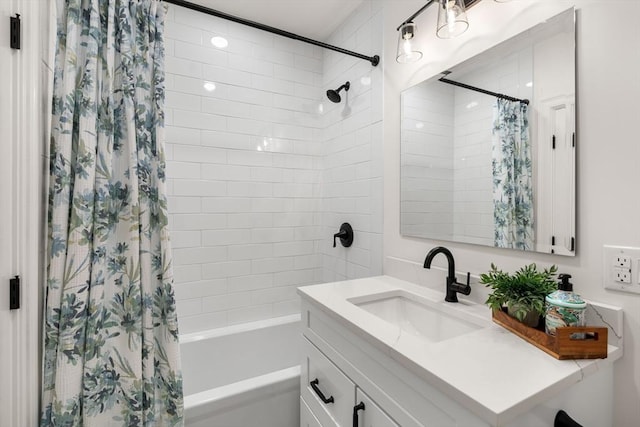 18 Franklin Unit 303A, Salem, MA 01970 - full bath featuring shower / tub combo and vanity