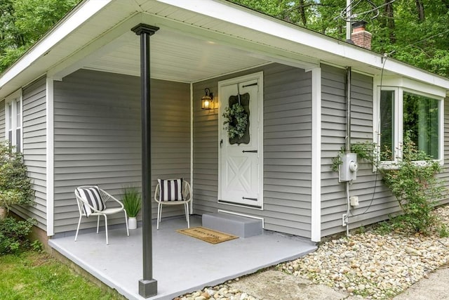 15 Dodge Hill Rd, Sutton, MA 01590 - property entrance featuring a chimney
