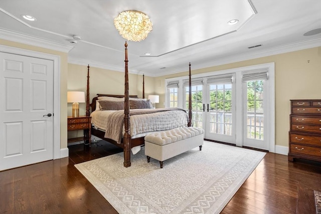 33 Old Concord Rd, Lincoln, MA 01773 - bedroom featuring visible vents, crown molding, access to exterior, baseboards, and dark wood-style floors