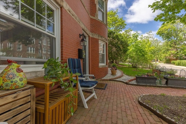 8 Colbourne Cres Unit 1, Brookline, MA 02445 - view of patio / terrace