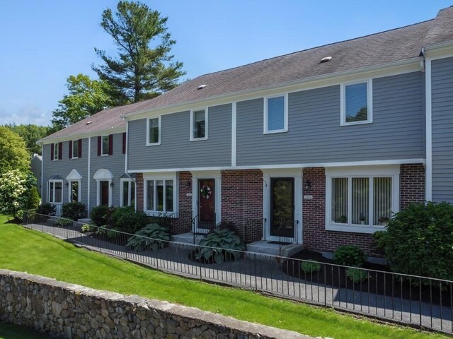 1504 Huckleberry Ct Unit 1504, Peabody, MA 01960 - multi unit property with brick siding