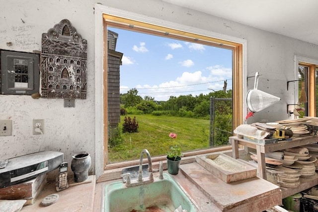 146 Chief Justic Cushing Hwy, Scituate, MA 02066 - entryway featuring a sink