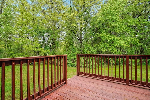 39 Lantern Ln Unit 7, Dracut, MA 01826 - wooden terrace featuring a lawn