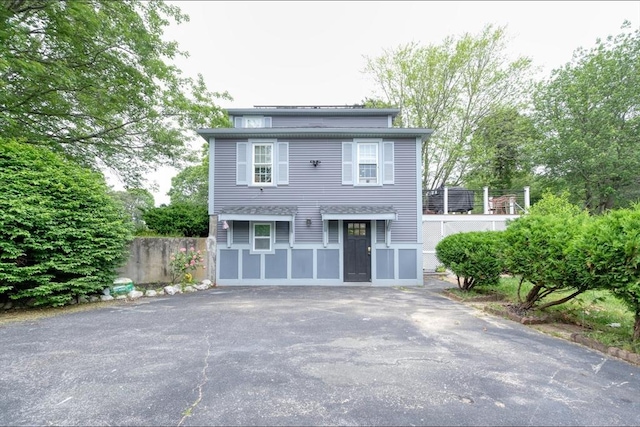 67 Raymond Rd, Plymouth, MA 02360 - view of american foursquare style home