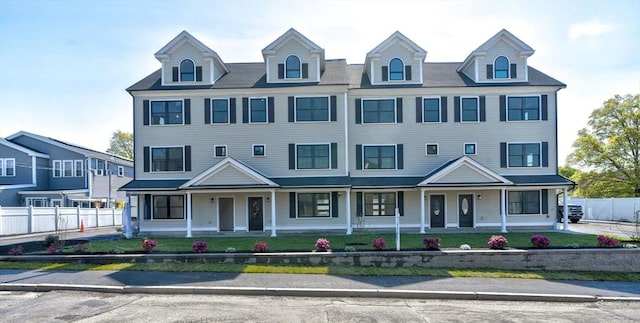 161 Sumner St Unit 1, Quincy, MA 02169 - view of property featuring a porch