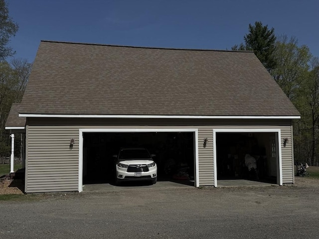 view of detached garage