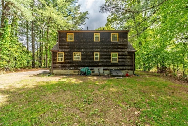 53 Greenleaf Dr, Hampden, MA 01036 - back of property with a lawn