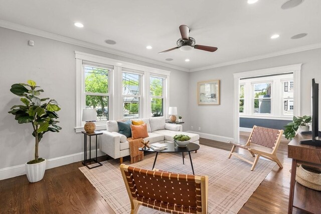 living room with recessed lighting, baseboards, ceiling fan, and wood finished floors