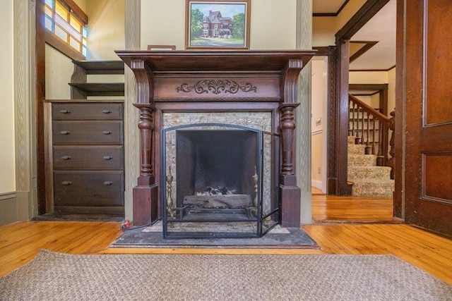 14 Baker St, Foxboro, MA 02035 - detailed view of wood finished floors and crown molding