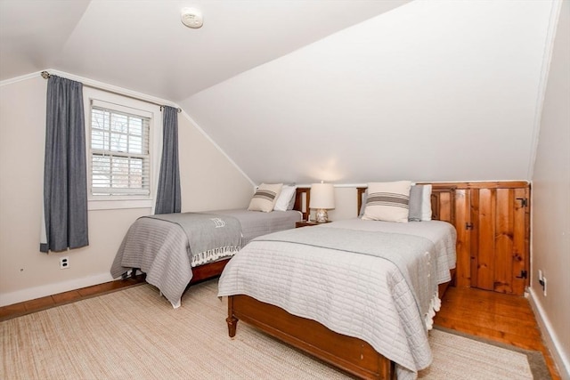 54 Converse Rd, Marion, MA 02738 - bedroom featuring vaulted ceiling