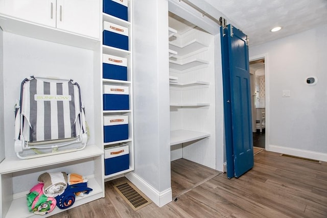 8 Highland View Ave, Mattapoisett, MA 02739 - interior space