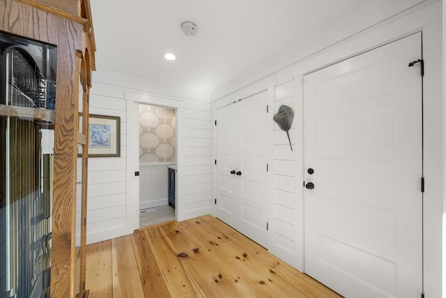 16 Walking Stick, Plymouth, MA 02360 - foyer with hardwood / wood-style floors and recessed lighting