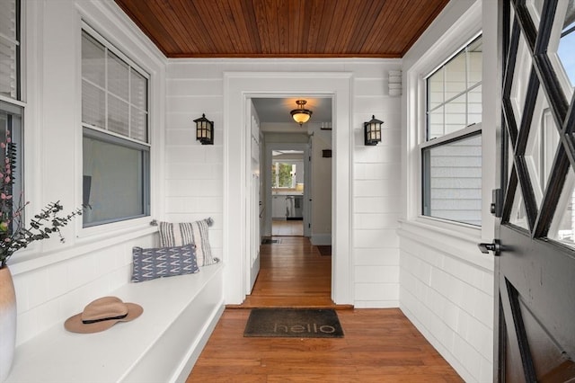 entrance to property featuring a porch