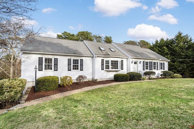 18 Curve Hill Rd, Yarmouth, MA 02664 - view of front of property featuring a front lawn