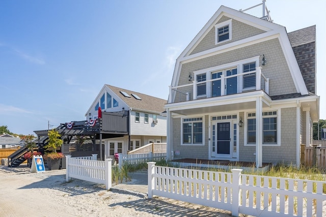 view of front of property featuring covered porch