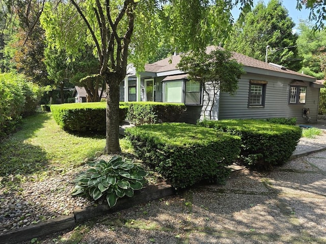31-33 Mathews Dr, Wayland, MA 01778 - view of front of property