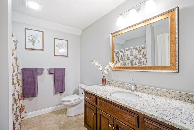 full bath with tile patterned flooring, vanity, baseboards, toilet, and a shower with shower curtain