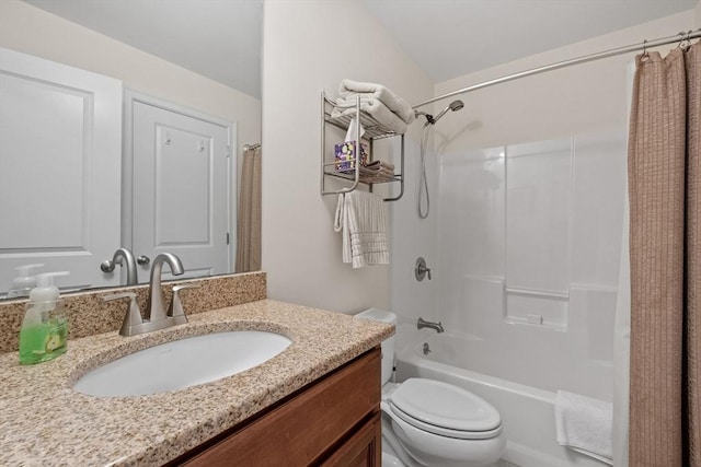 31 Shaker Hill Rd Unit 31, Hooksett, NH 03106 - full bath with vanity and shower / tub combo with curtain