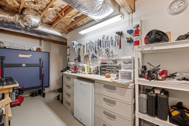 31 Shaker Hill Rd Unit 31, Hooksett, NH 03106 - walk in closet with a workshop area