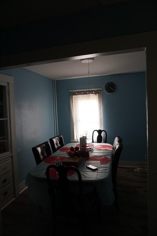 dining area with baseboards