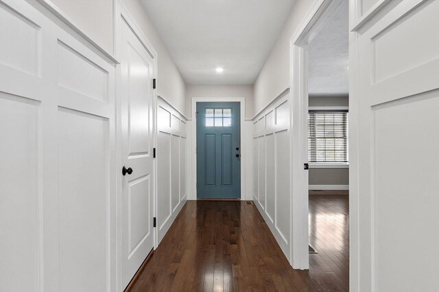 16 Dean Ln Unit 16, Littleton, MA 01460 - entryway featuring dark wood-style floors and baseboards