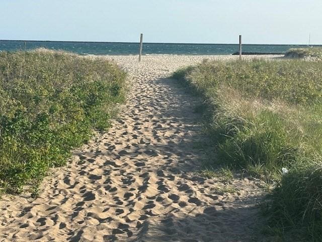 86 Seabrook Rd, Barnstable, MA 02601 - water view