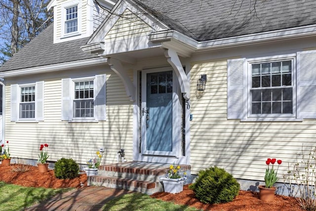 50 Deerfield Rd, Barnstable, MA 02655 - entrance to property featuring a shingled roof