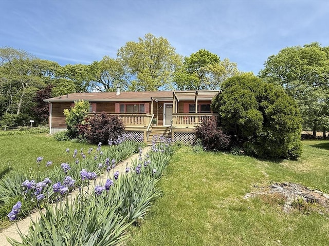 3 Teal Cir, Fairhaven, MA 02719 - view of front of property with a deck and a front yard