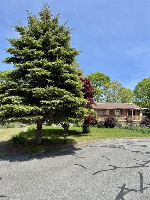 3 Teal Cir, Fairhaven, MA 02719 - view of front of house with a deck
