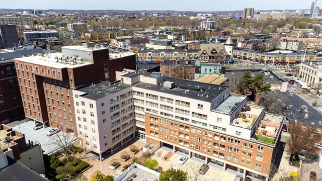 bird's eye view with a view of city