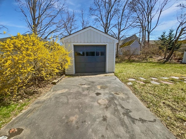 58 Morse Ave, Brockton, MA 02301 - detached garage with aphalt driveway