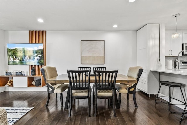 dining room featuring dark hardwood / wood-style floors