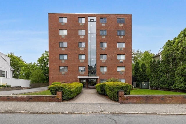 12 Pond Ln Unit 65, Arlington, MA 02474 - view of property