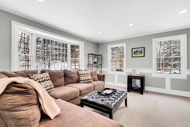 living room with light carpet and crown molding