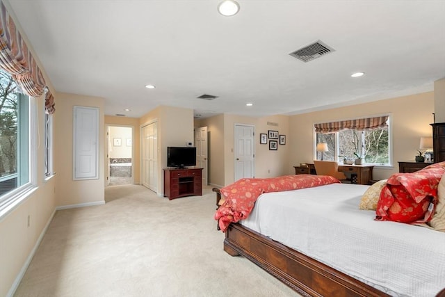 bedroom with light carpet, baseboards, visible vents, and recessed lighting