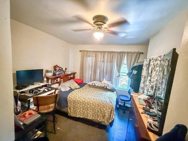 15 Circuit Ave E, Worcester, MA 01603 - bedroom featuring ceiling fan