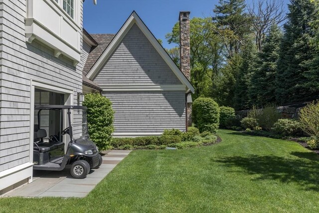 8 Hidden Rd, Weston, MA 02493 - view of green lawn