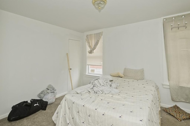 74 Everett St, Springfield, MA 01104 - carpeted bedroom featuring baseboards