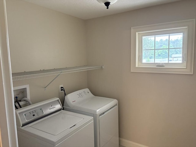 43 Caddyshack Dr, Chicopee, MA 01020 - laundry room featuring washer and clothes dryer and baseboards