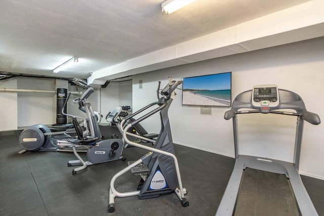 25 Lelands Path, Edgartown, MA 02539 - workout area with baseboards