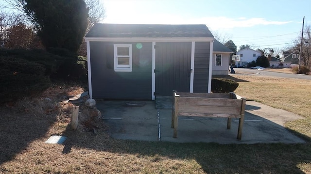 view of outbuilding